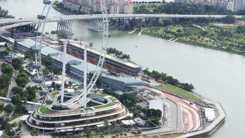マリーナ・ベイ・サンズから見たF1シンガポール会場