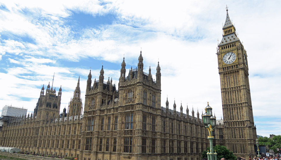 ロンドン バッキンガム宮殿 と ビッグベン Touchstone Jp